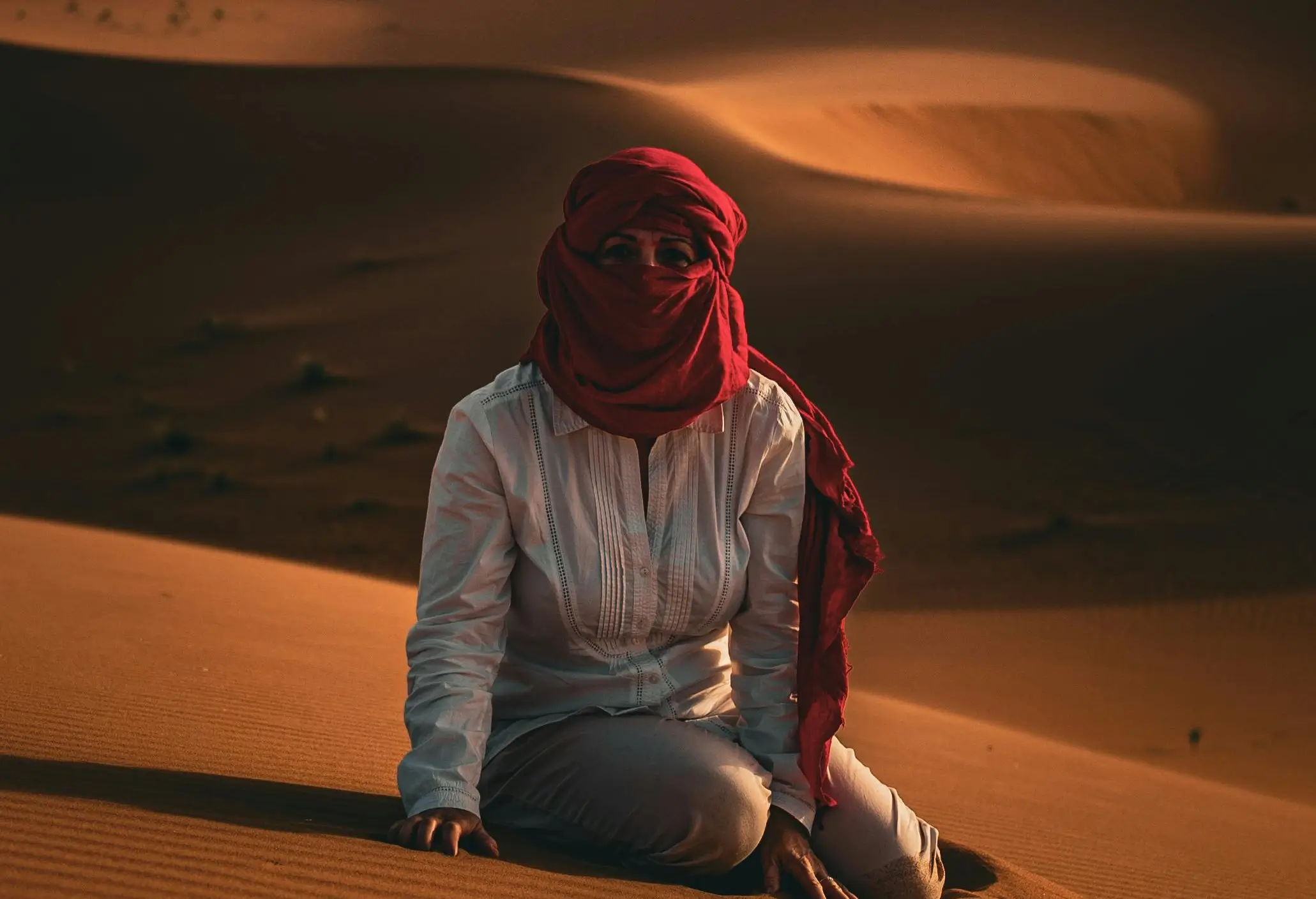 Authentic 4 Days Desert Tour from Marrakech to Erg Chigaga via Dades